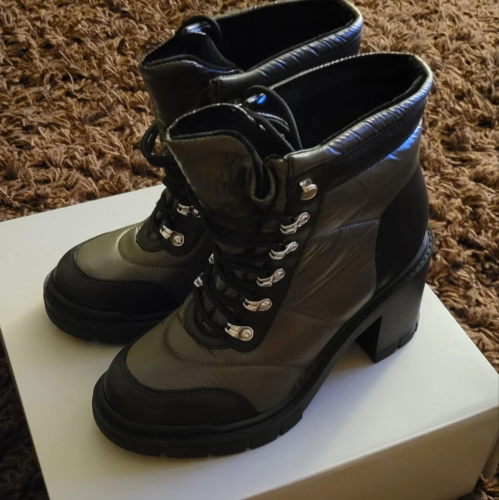 MARC FISHER Booties - Picture 2 of 6